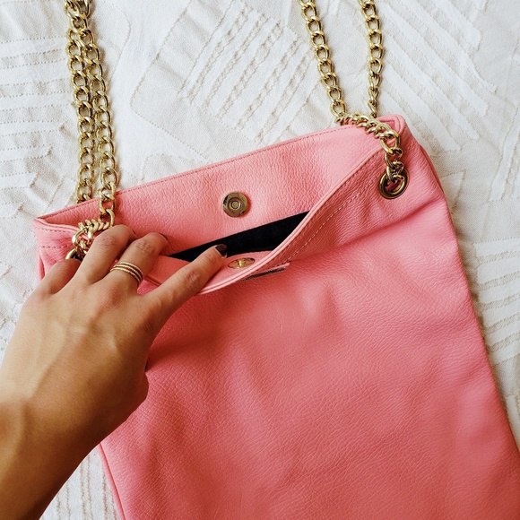 BCBGeneration Pink Chain Bag - Picture 5 of 6